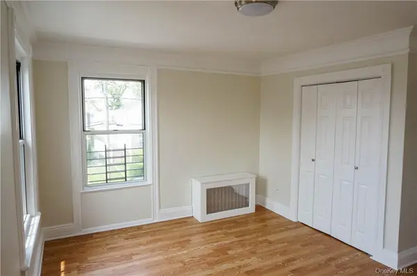 80 Dunwoodie ST #2E, Yonkers, NY 10704