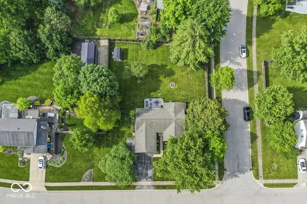 11346 Wood Creek DR, Carmel, IN 46033