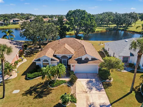 2113 STERLING GLEN CT, Sun City Center, FL 33573
