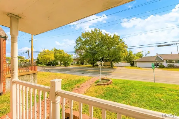 2437 Telegraph RD, Unincorporated, MO 63125