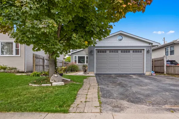1520 Cherokee DR, Round Lake Beach, IL 60073