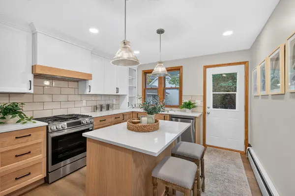 1650 Hague AVE, Saint Paul, MN 55104