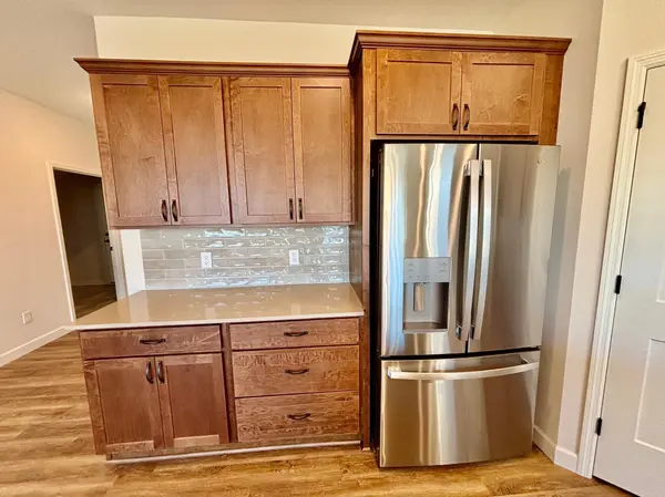 284 Emmy LN, Hanover, MN 55341