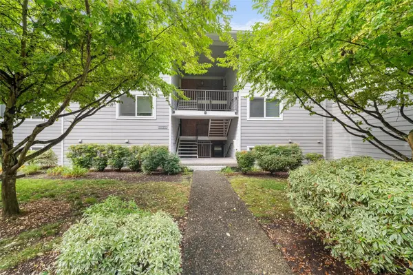 15214 NE 8th ST #G22, Bellevue, WA 98007