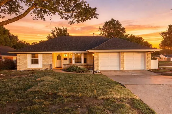 11712 Hastings AVE, Yukon, OK 73099
