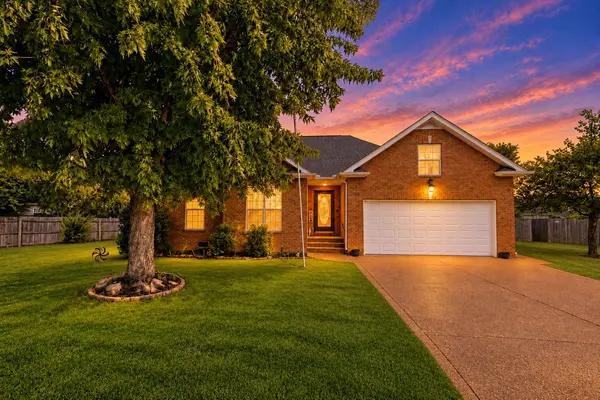 449 S Rocky Top St, Gallatin, TN 37066