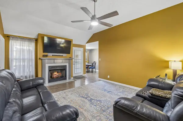 3690 Aisle St, Clarksville, TN 37040