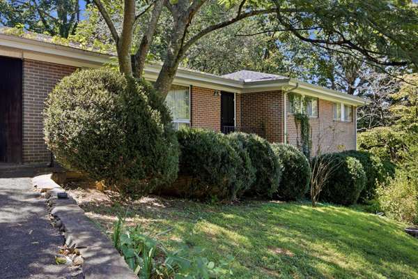 1905 Hixson Pike, Chattanooga, TN 37405