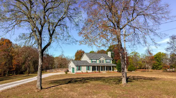 2125 Paradise Dr, Lewisburg, TN 37091