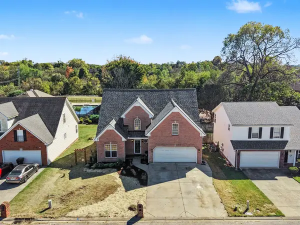 2361 Oak Hill Dr, Murfreesboro, TN 37130