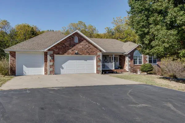 1807 Quail LN, Nixa, MO 65714