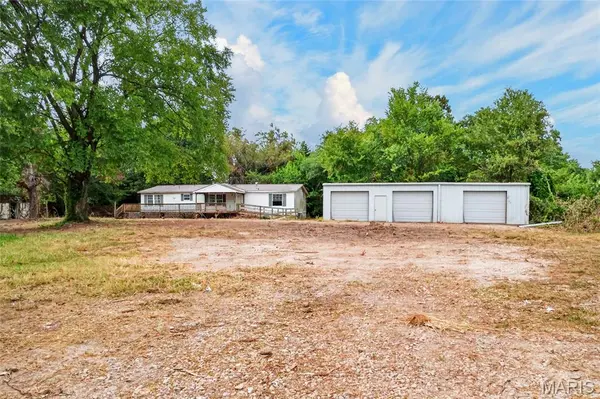 1600 Brice A ST, Lebanon, MO 65536