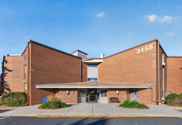 3155 Coachman RD #244, Eagan, MN 55121