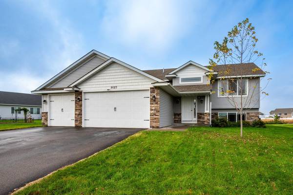 8623 Ebersole AVE, Monticello, MN 55362