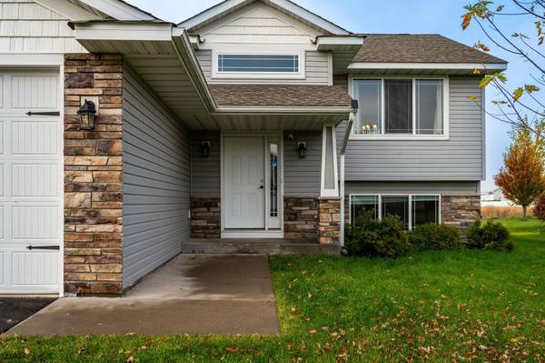 8623 Ebersole AVE, Monticello, MN 55362