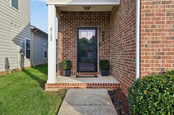 2123 Hospitality Ln, Murfreesboro, TN 37128