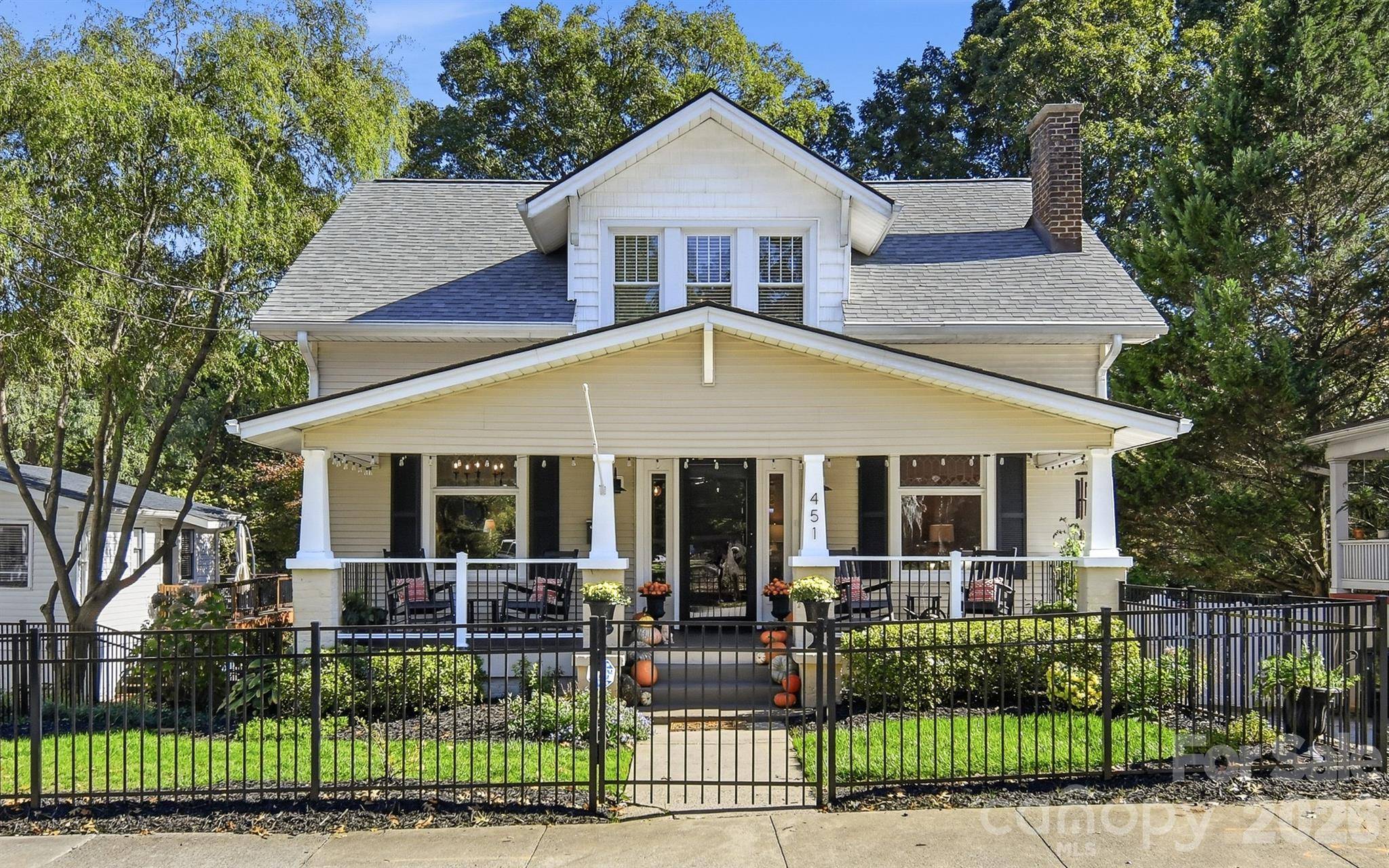 451 S Hawthorne RD #105, Winston Salem, NC 27103