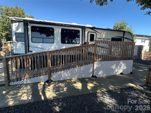 103 Brit LN #B116, New London, NC 28127