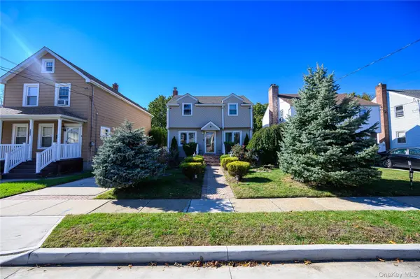 203 Holly AVE, Hempstead, NY 11550