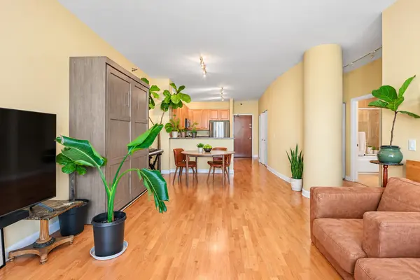 1322 S Prairie AVE #1611, Chicago, IL 60605