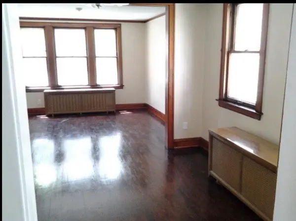 3069 S Lock ST, Chicago, IL 60608