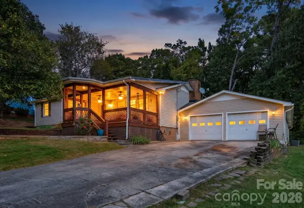 826 Silver Fox DR, Concord, NC 28025