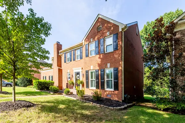 1705 Nottingham Pl, Nashville, TN 37221