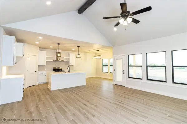 3074 VISTA RIDGE, Marion, TX 78124