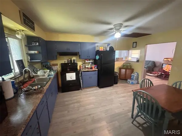 514 S 2nd Street, De Soto, MO 63020