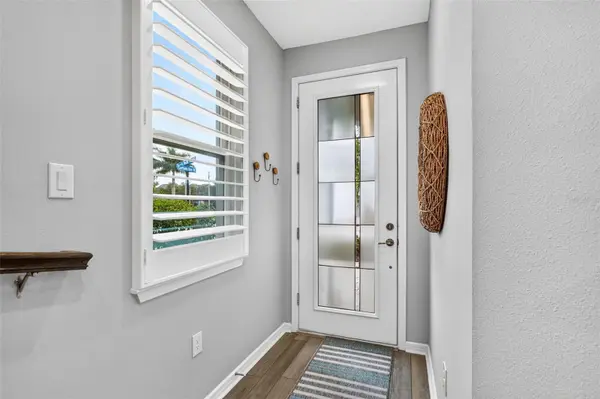 11211 BEACH WALK WAY NE, St Petersburg, FL 33716
