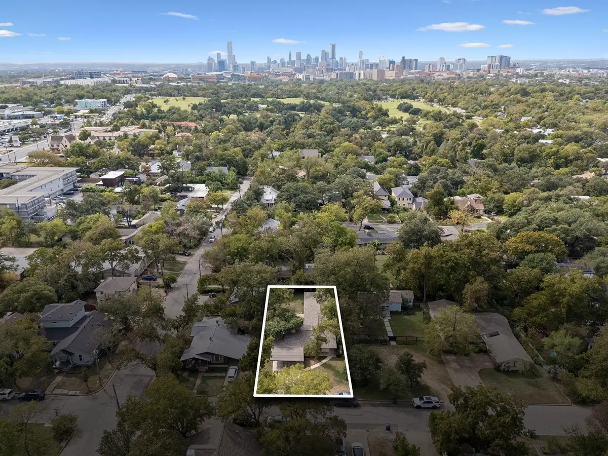 709 E 44th ST, Austin, TX 78751