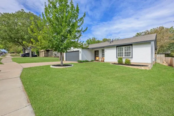 114 Cloudview DR, Austin, TX 78745