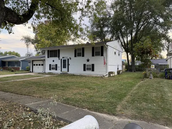2301 Canterbury DR, Kokomo, IN 46902
