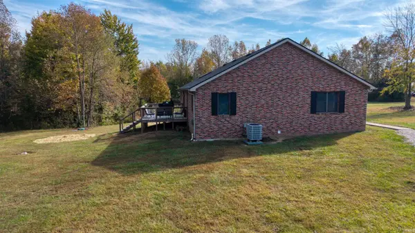 16947 N County Road 550 E ***, Dale, IN 47523