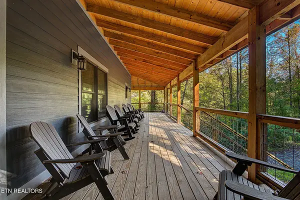 24852489 Waldens Creek Rd, Sevierville, TN 37862