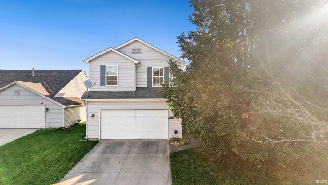 3918 Whitfield Chase ***, Fort Wayne, IN 46815-5847