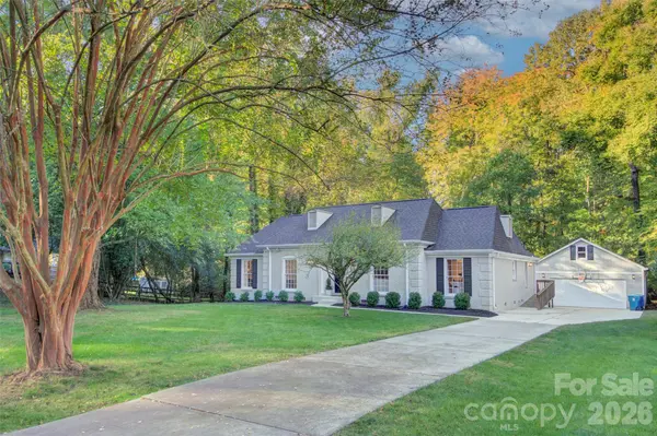 9716 Hinson DR, Matthews, NC 28105