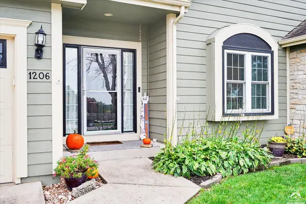 1206 Peach ST, Eudora, KS 66025