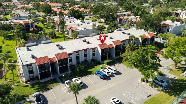 3215 BENEVA RD #202, Sarasota, FL 34232