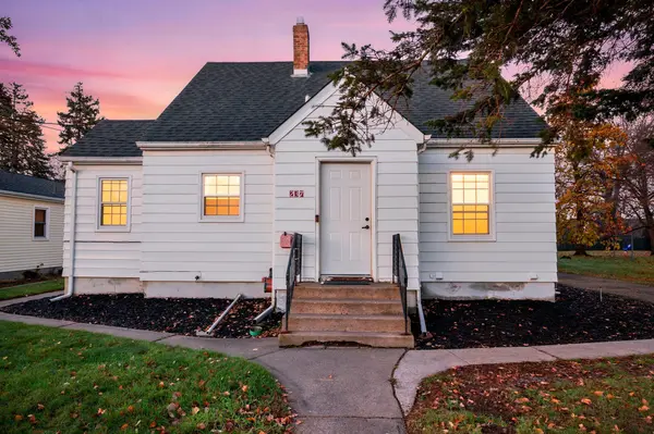 237 4th AVE NE, Cambridge, MN 55008