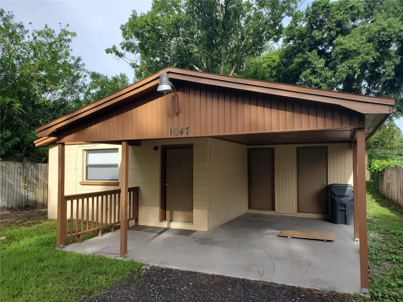 1047 SOUTHERN AVE, Lakeland, FL 33815