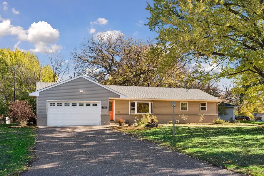 3070 Glenden TER, Golden Valley, MN 55422