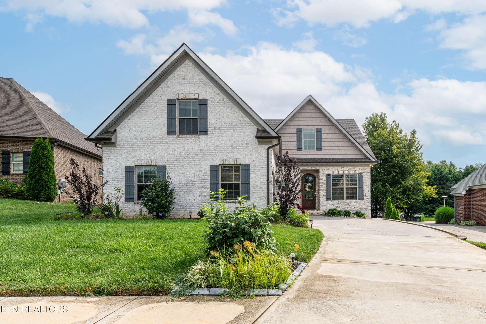2536 Brooke Willow Blvd, Knoxville, TN 37932