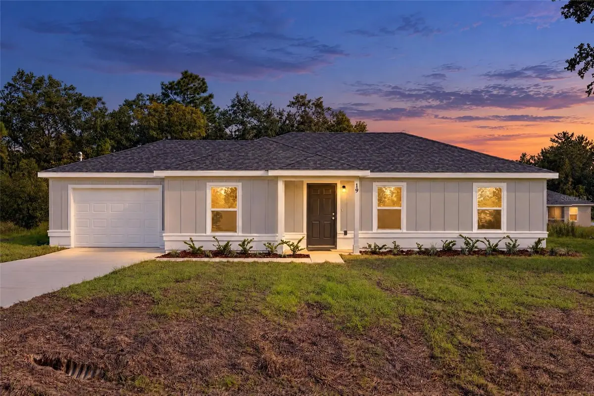 19 LOCUST LOOP LN, Ocala, FL 34472