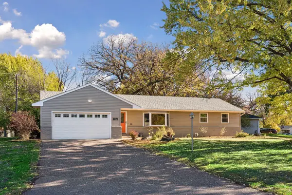 3070 Glenden TER, Golden Valley, MN 55422