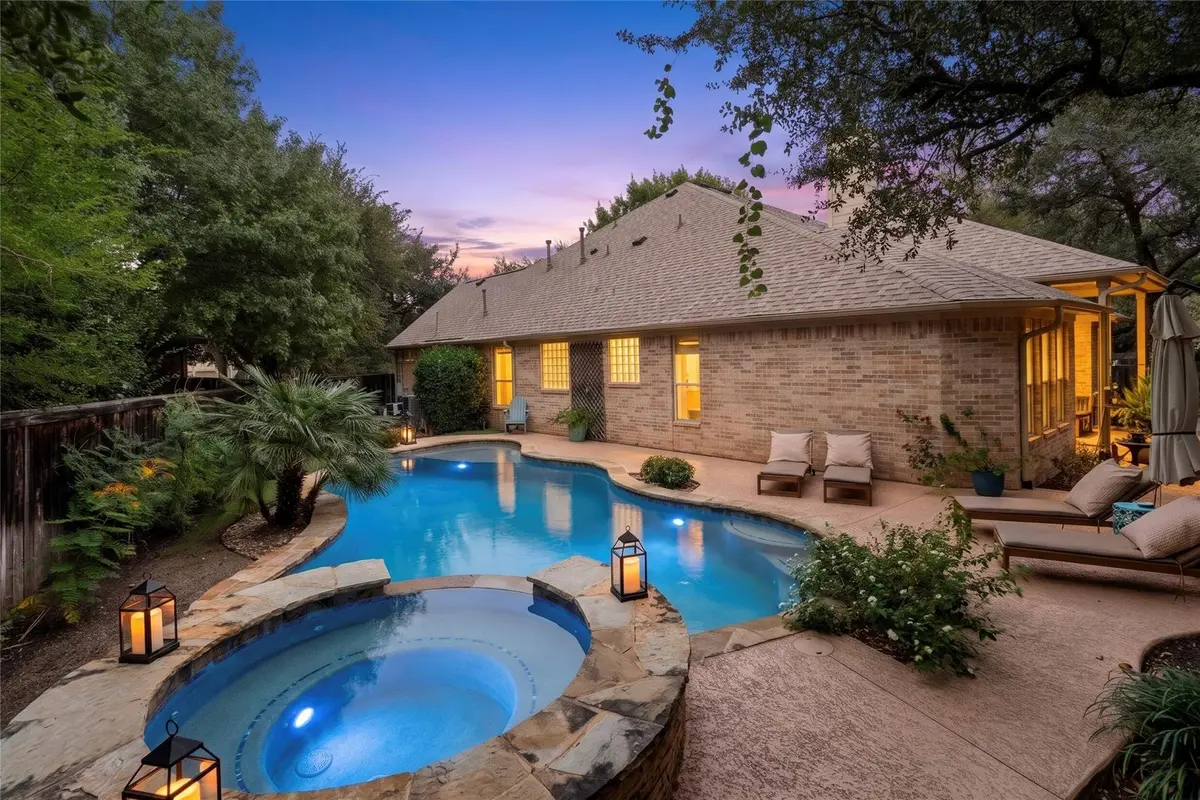 6917 Seneca Falls LN, Austin, TX 78739