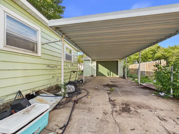 805 E 4th St, Wellington, KS 67152