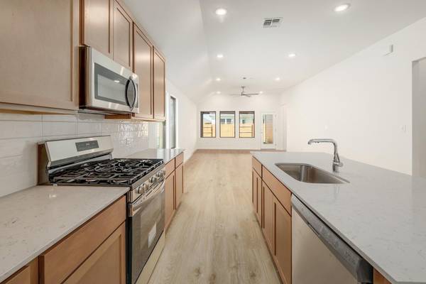 105 Malibu, Hutto, TX 78634