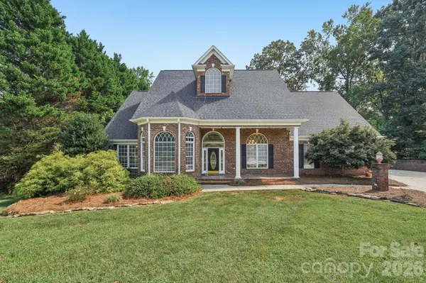 5505 Hickory Leaf CT, Mount Holly, NC 28120