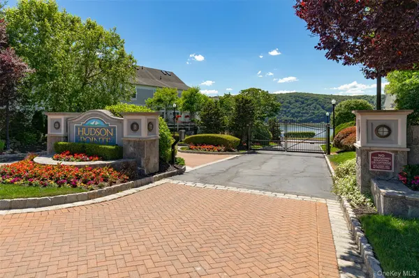 411 WATERVIEW DRIVE, Poughkeepsie, NY 12601